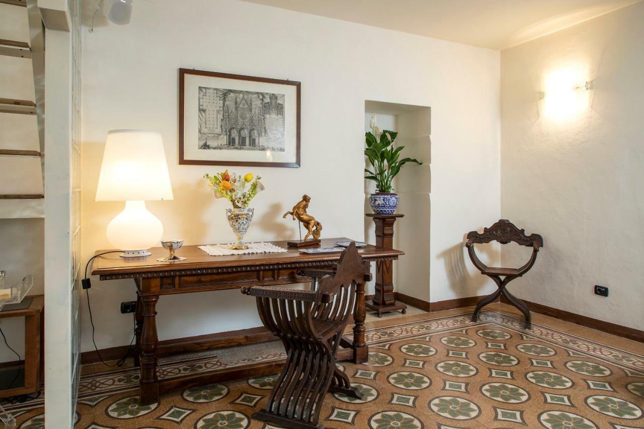 Antica Dimora Del Buongoverno Hotel Siena Eksteriør billede